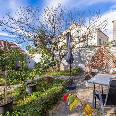 Apartamento Laureta A2